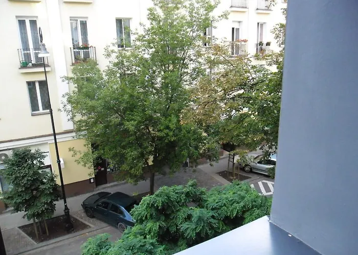 Apartment Klimatyczna Kawalerka W Centrum Warszawy Warsaw