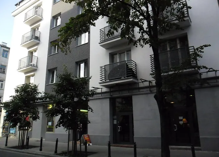 Klimatyczna Kawalerka W Centrum Warszawy